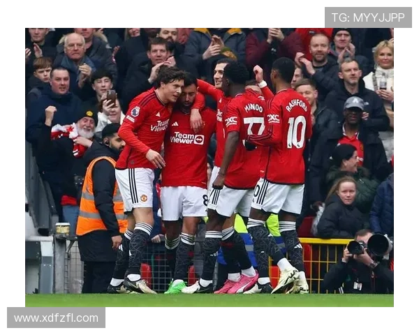 德甲联赛精彩对决揭幕,豪门球队争夺冠军激战正酣 德甲联赛精彩对决揭幕,豪门球队争夺冠军激战正酣