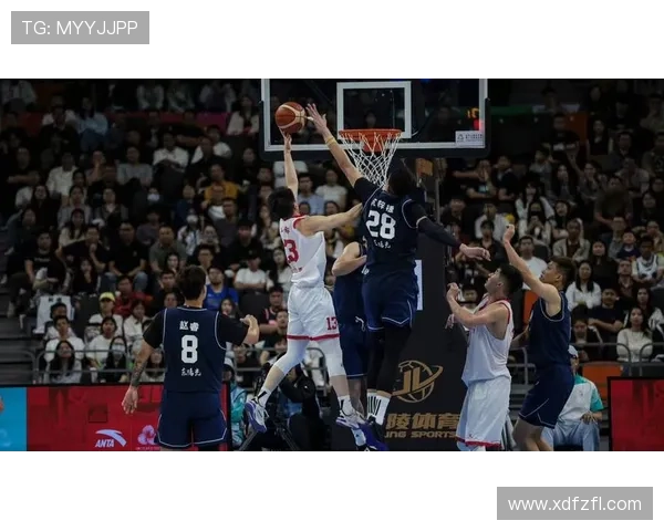 《全国篮球锦标赛激烈开战 北京队与广东队展开巅峰对决》