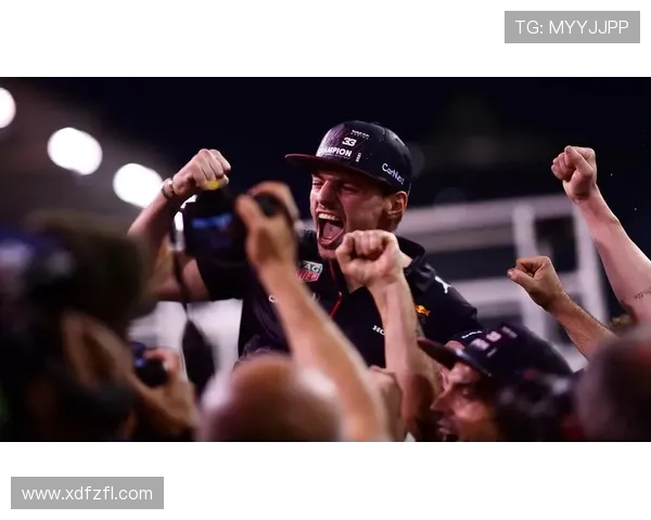 F1新赛季精彩回顾：顶级车队争霸、年轻车手崛起与赛道技术革新